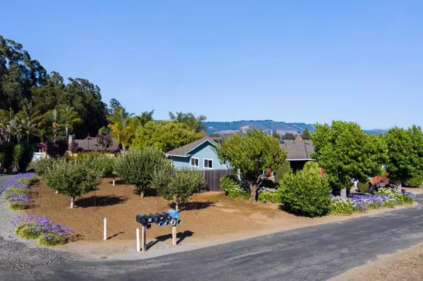 Watsonville, CA 95076,651 Apple Blossom CT
