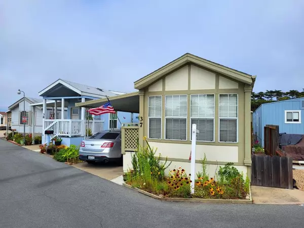 Marina, CA 93933,356 Reservation RD