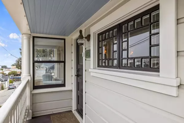 Pacific Grove, CA 93950,215 13th ST