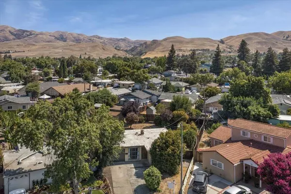 Milpitas, CA 95035,1479 Mercury CT