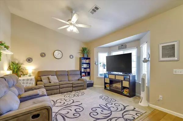 Los Banos, CA 93635,2749 Wood Duck DR