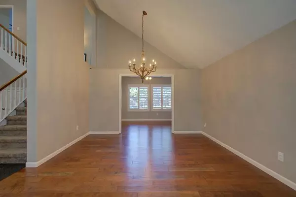 Modesto, CA 95355,2113 Boston WAY