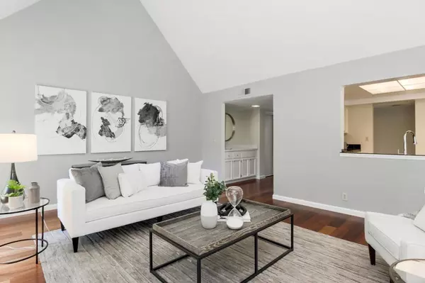 Palo Alto, CA 94306,4148 Thain WAY