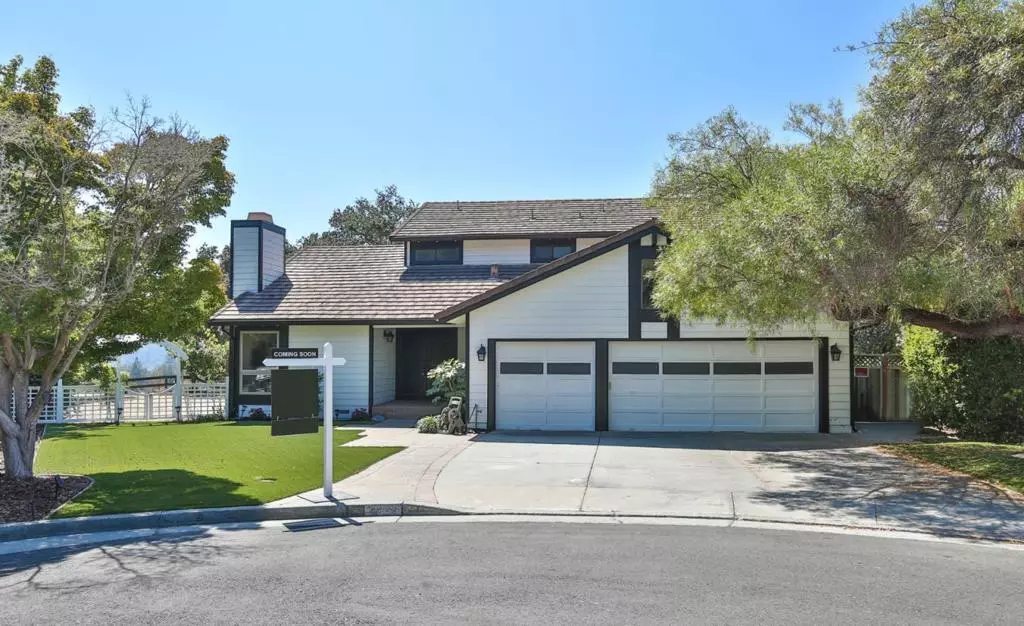 Cupertino, CA 95014,22996 Standing Oak CT