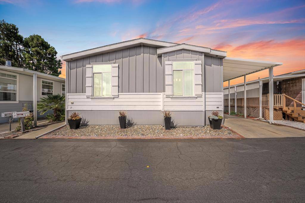 144 Holm RD, Watsonville, CA 95076