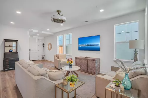 Morgan Hill, CA 95037,16739 Murphy AVE