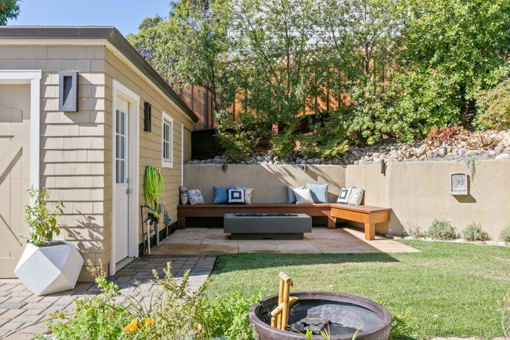 Burlingame, CA 94010,1417 Cabrillo AVE