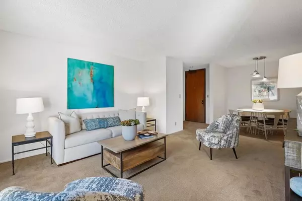 Menlo Park, CA 94025,2140 Santa Cruz AVE #B302