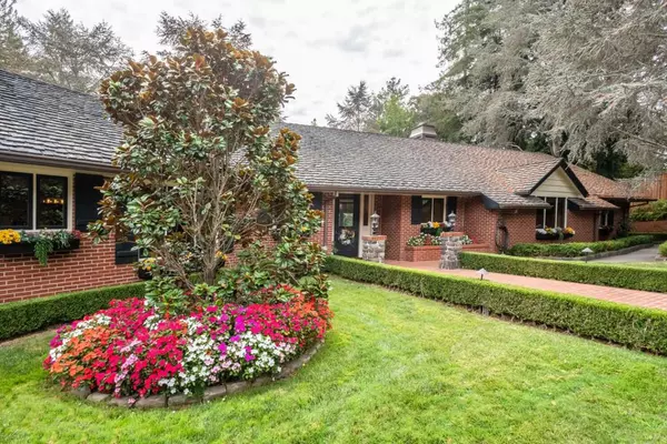 Hillsborough, CA 94010,2045 FOREST VIEW AVE