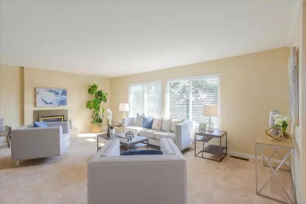 San Carlos, CA 94070,760 Sunset DR