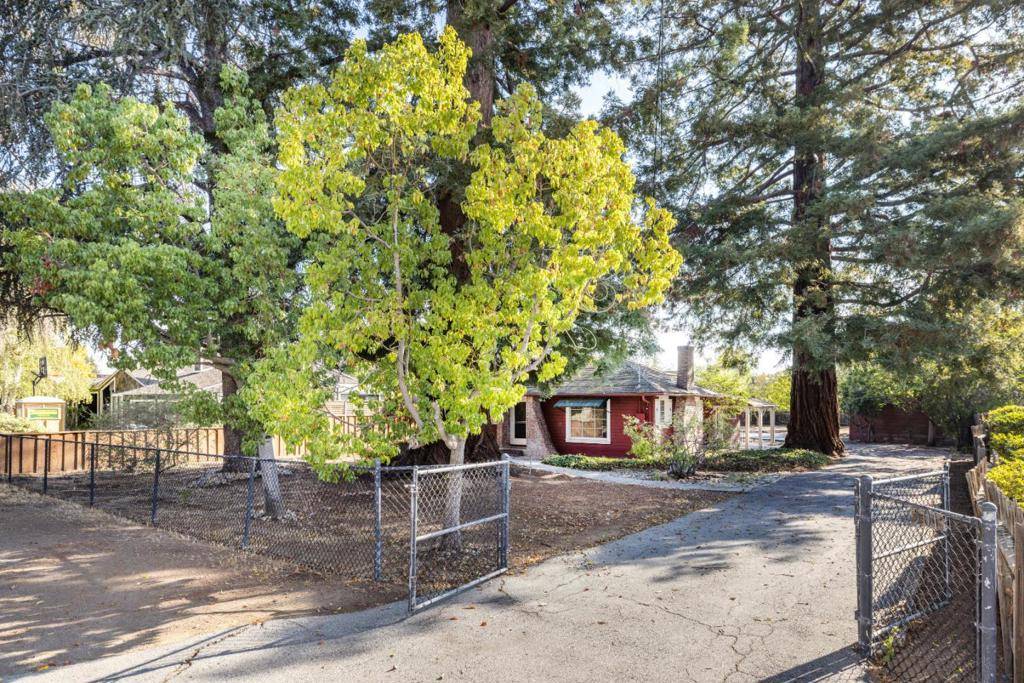Los Altos, CA 94022,501 Cherry AVE
