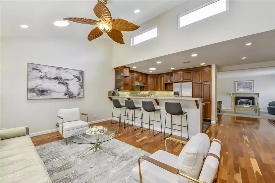 828 Linda Mar BLVD, Pacifica, CA 94044