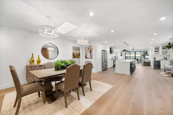 Redwood City, CA 94062,948 Katherine AVE