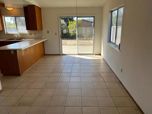 Soledad, CA 93960,1572 Munras ST