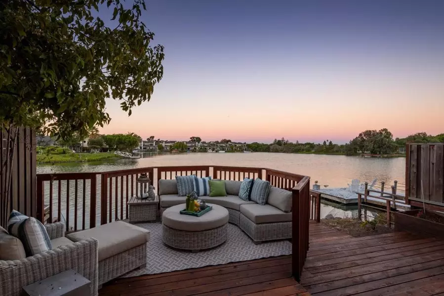 435 Bark DR, CA 94065