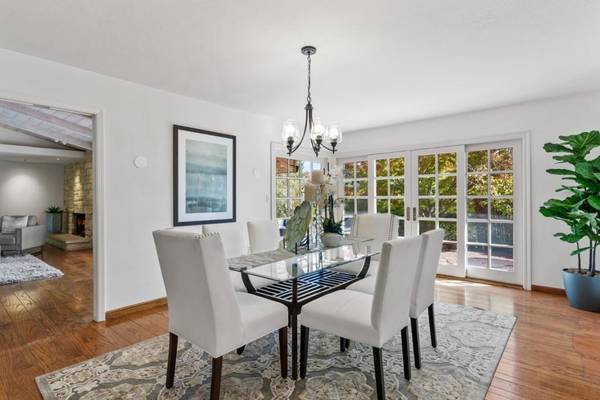 Saratoga, CA 95070,14850 Farwell AVE