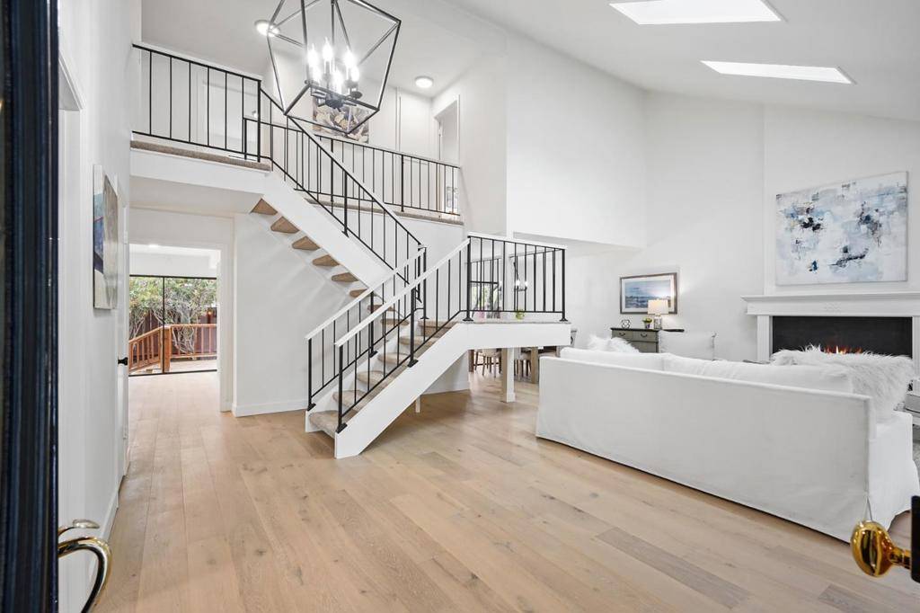 Half Moon Bay, CA 94019,708 Le Mans WAY