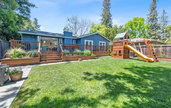 Menlo Park, CA 94025,1760 Altschul AVE