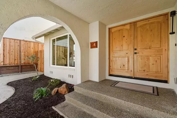 San Mateo, CA 94402,2024 Fairmont DR