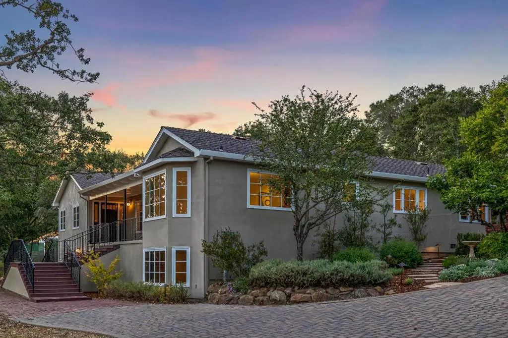 Woodside, CA 94062,1585 Canada LN