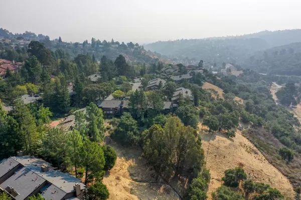 3379 Brittan AVE #5, San Carlos, CA 94070