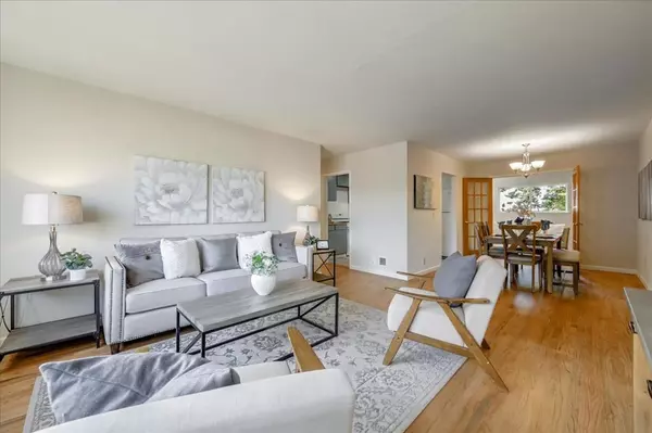 Pacifica, CA 94044,1219 Crespi DR