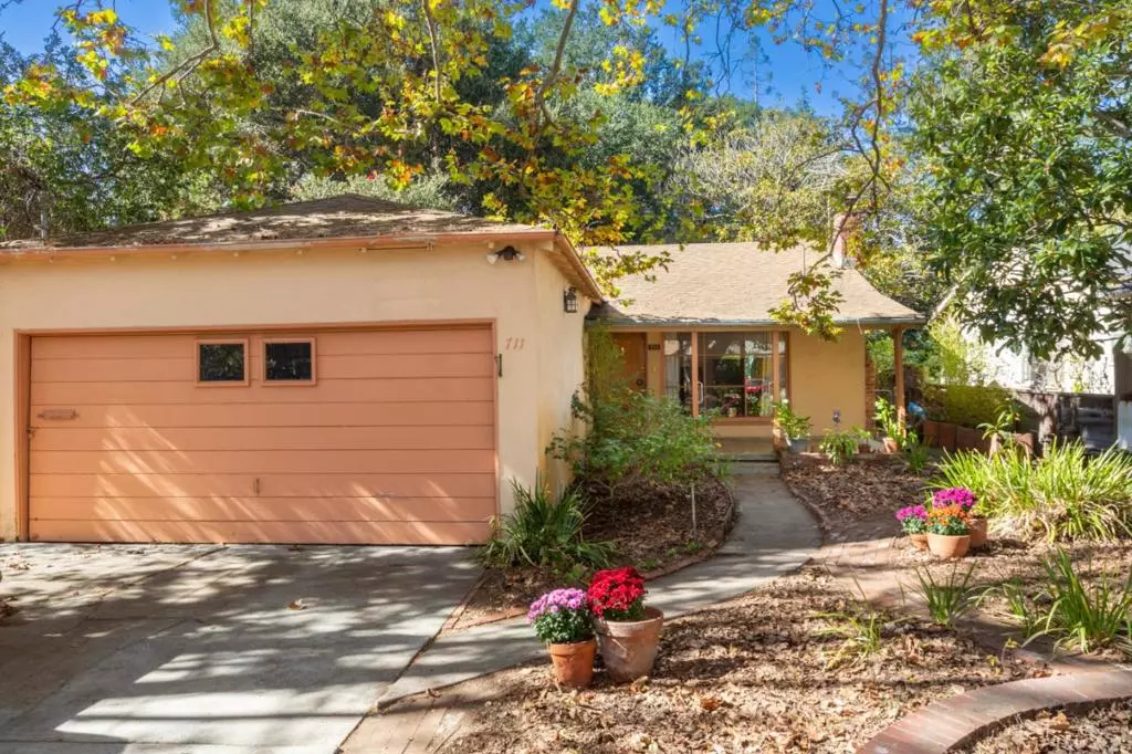Menlo Park, CA 94025,711 Central AVE