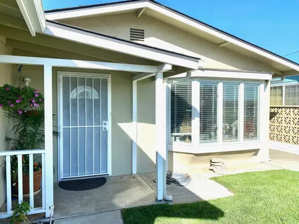 Salinas, CA 93906,523 Napa WAY