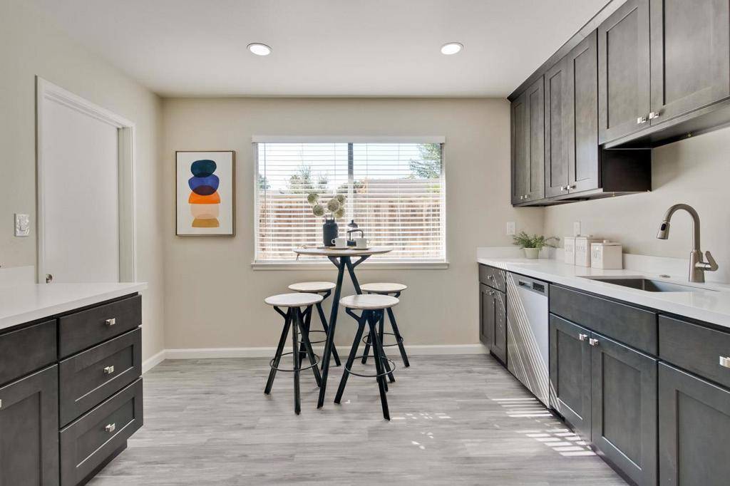 Mountain View, CA 94041,802 Calderon AVE