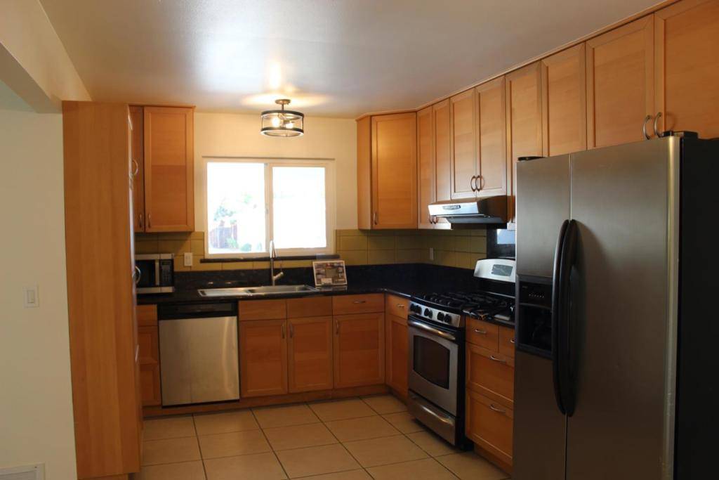 San Jose, CA 95121,3455 Hillsborough WAY