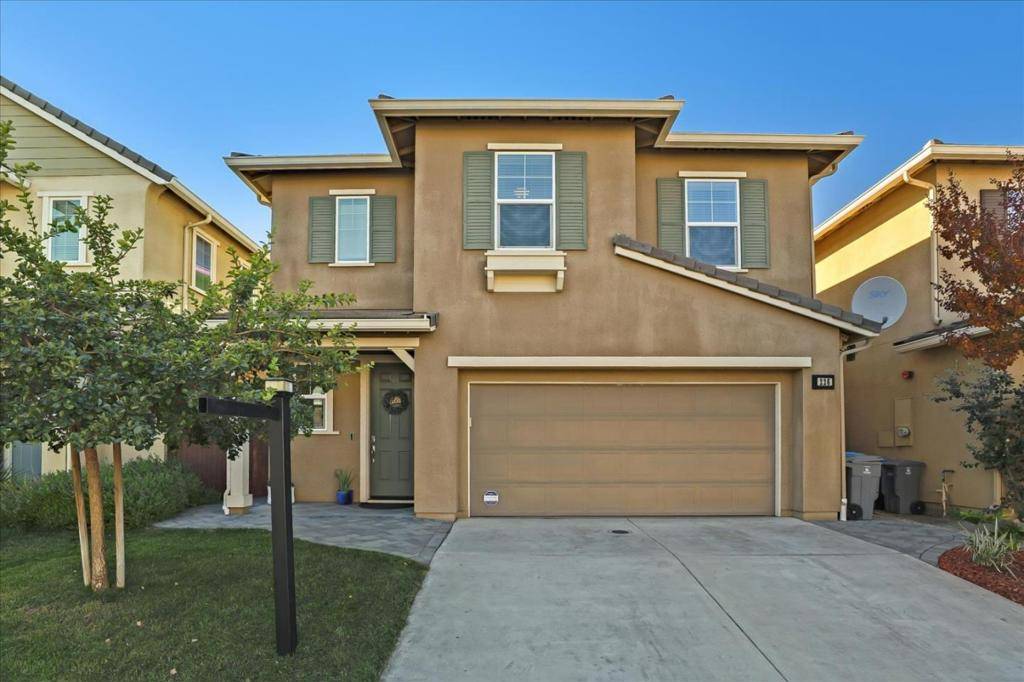 Gilroy, CA 95020,226 Robin PL