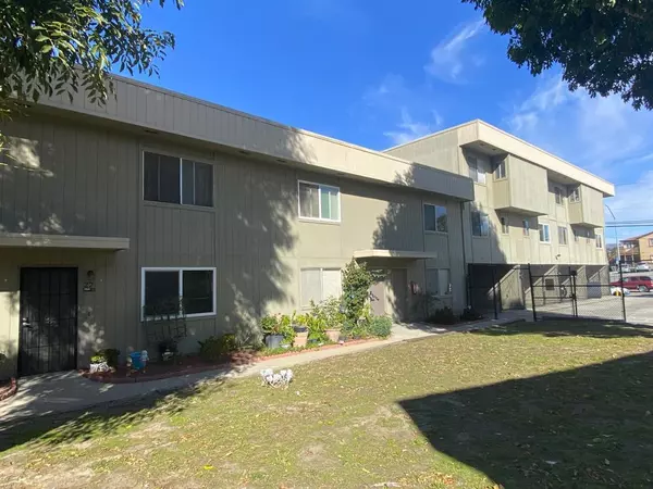 Salinas, CA 93905,850 Garner AVE