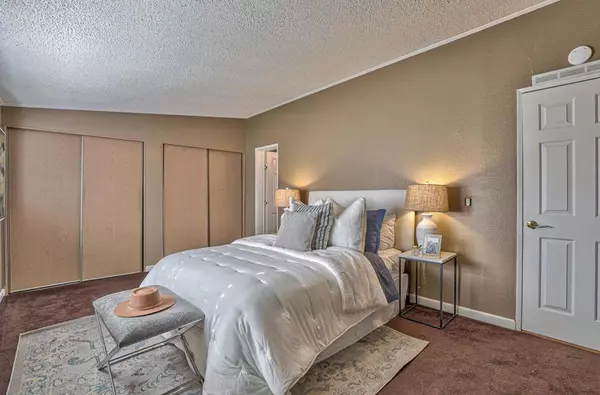 Salinas, CA 93906,20 Russell RD