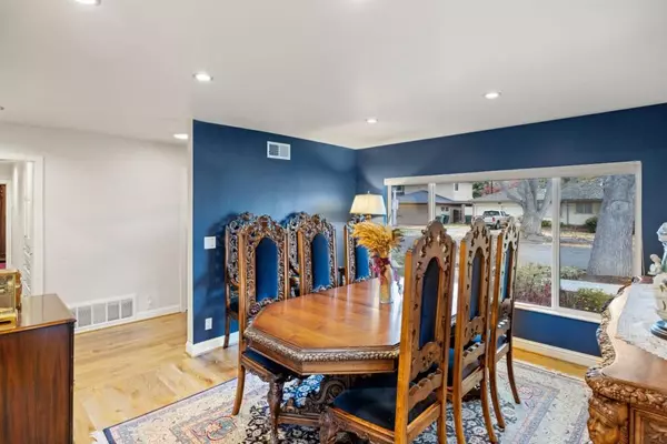 Salinas, CA 93901,61 Santa Ana DR