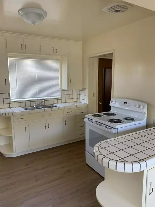 Salinas, CA 93901,1133 Pajaro ST