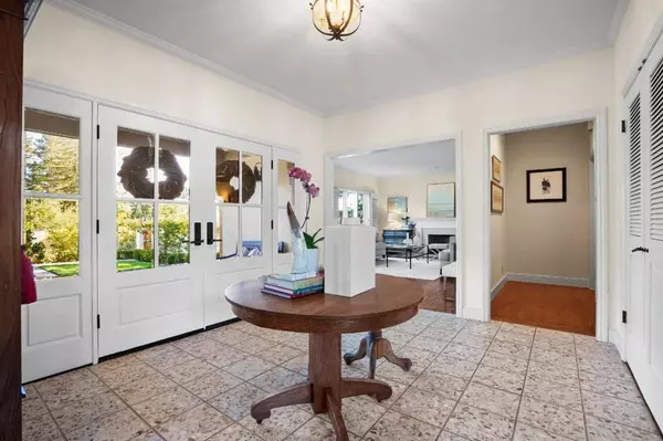 Hillsborough, CA 94010,10 Percheron PL