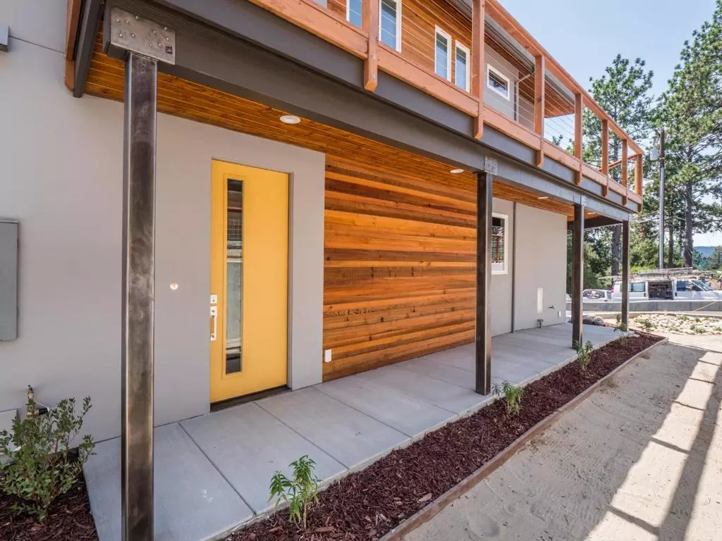 Scotts Valley, CA 95066,24 Blake LN