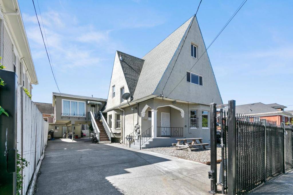 1536 Harmon ST, Berkeley, CA 94703