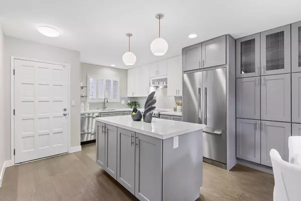 Mountain View, CA 94043,209 Horizon AVE