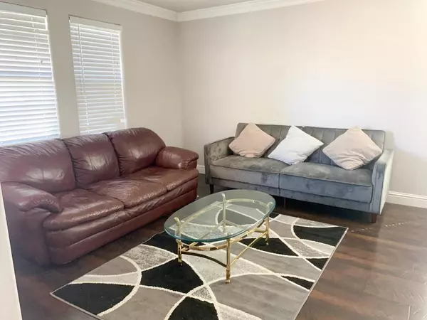 Los Banos, CA 93635,2466 S Mountainside DR