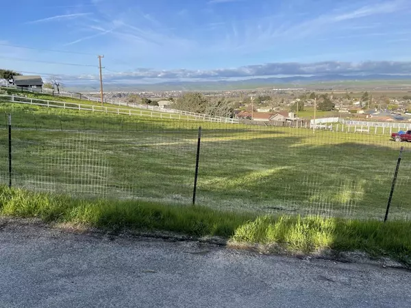 King City, CA 93930,50884 Pine Canyon RD