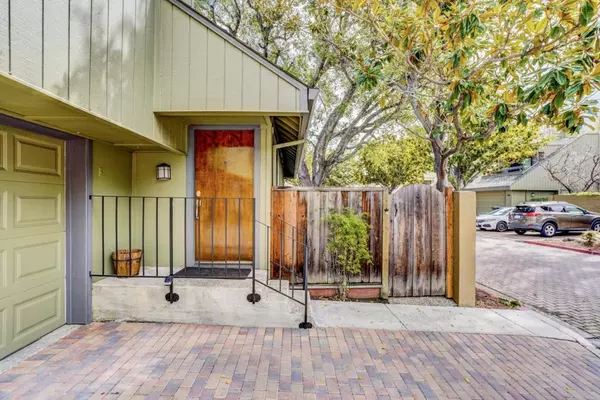 Palo Alto, CA 94306,670 San Antonio RD #20