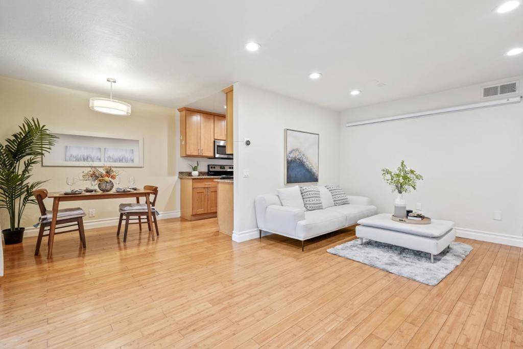 Palo Alto, CA 94303,2460 W Bayshore RD #9