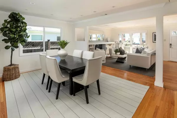 Menlo Park, CA 94025,308 Chester ST