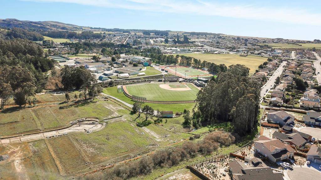 Half Moon Bay, CA 94019,0 Summer Creek CT