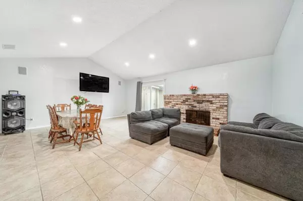 Half Moon Bay, CA 94019,1556 Mizzen LN