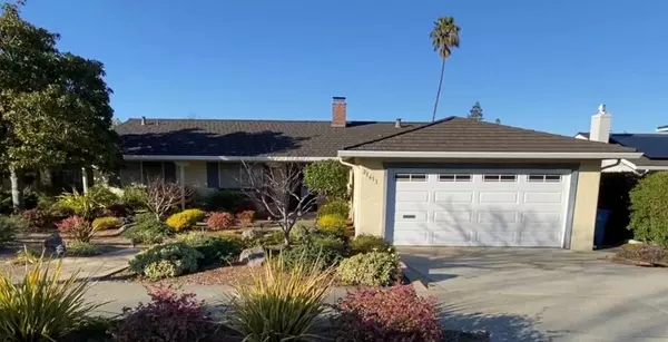 21611 Columbus AVE, Cupertino, CA 95014