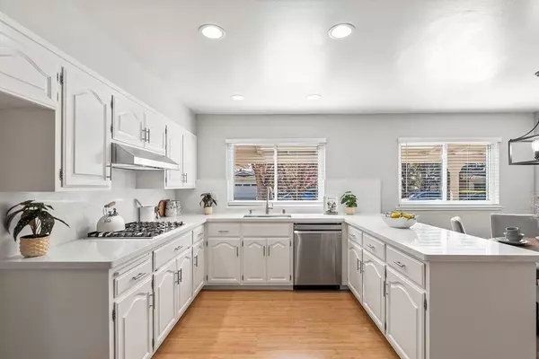 Palo Alto, CA 94303,3613 Arbutus AVE