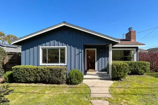 Pacific Grove, CA 93950,910 Short ST