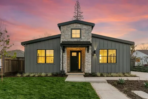 2470 Bryant ST, Palo Alto, CA 94301